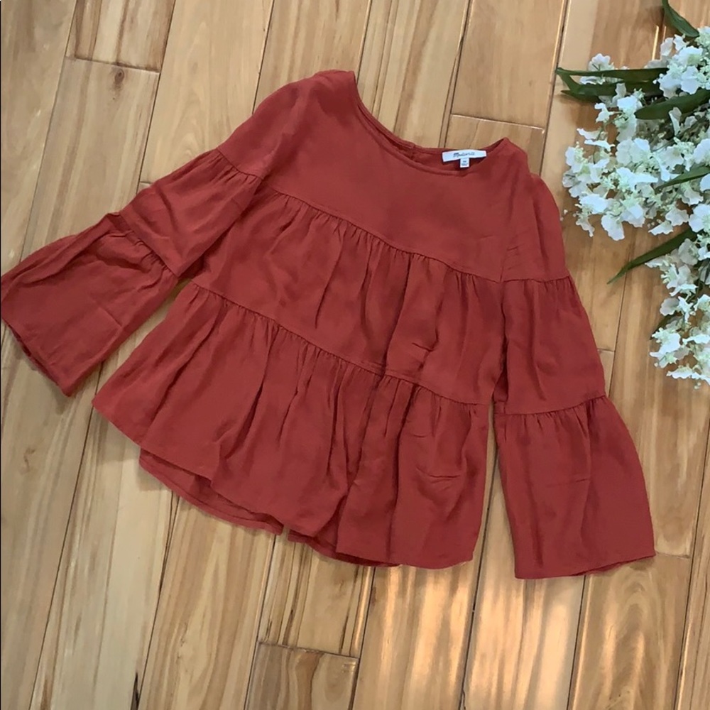 Madewell Button-Back Bell Sleeve Crop Top - XS